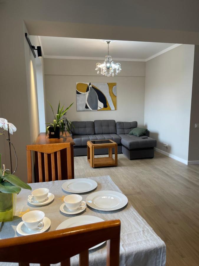 Apartment 76 *